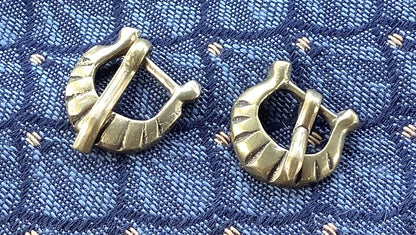 Small Scallop Medieval Buckle (set of two)